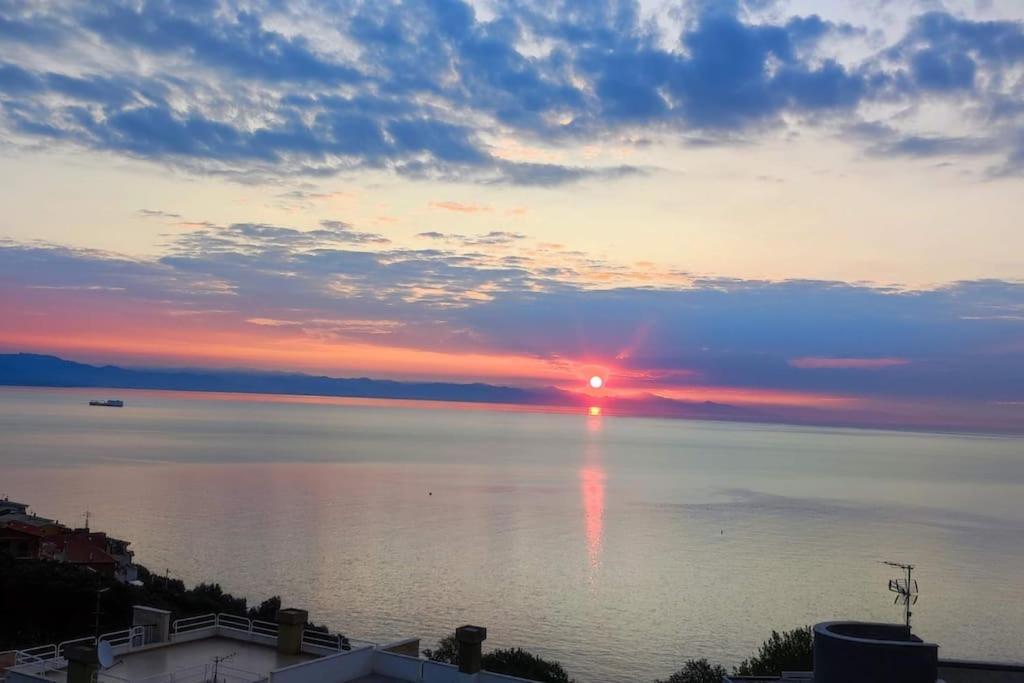 Free Parking Casa Cuma Apartment Bergeggi Exterior photo